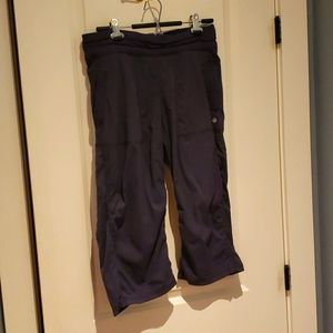 Lululemon Capri Studio Pants 10